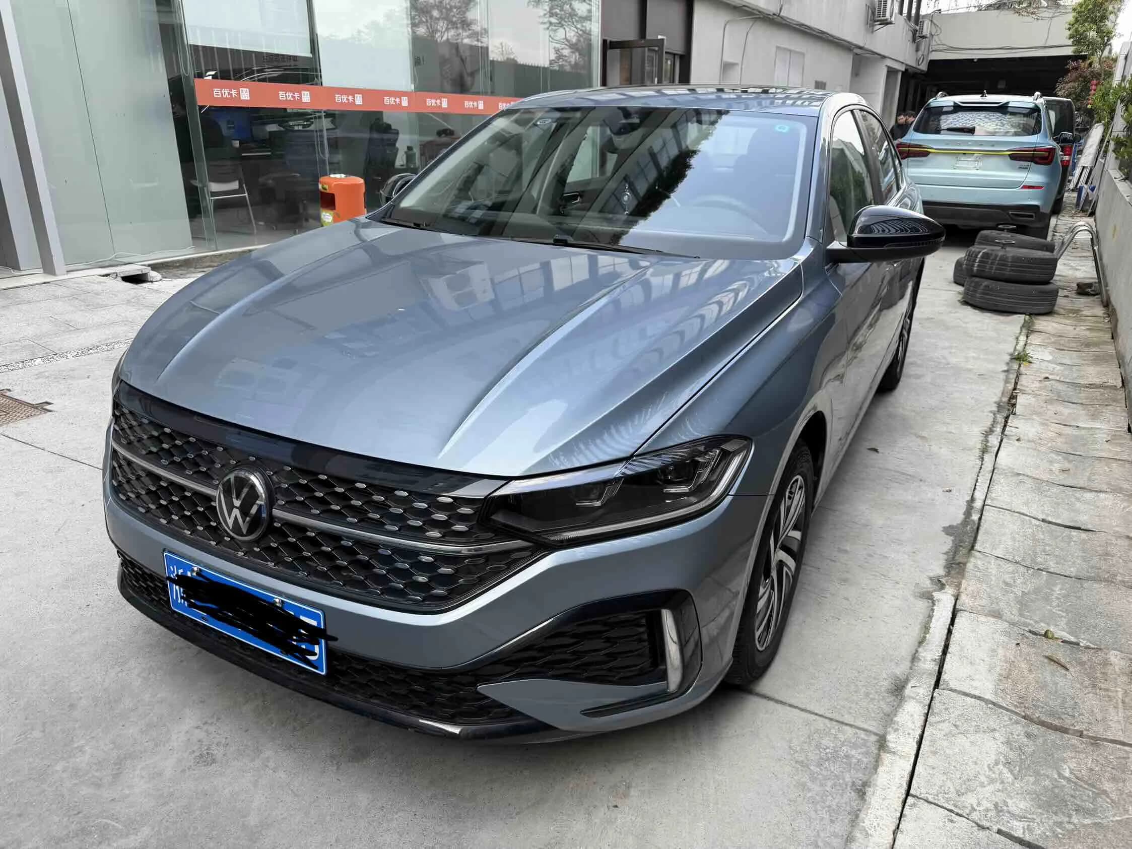 Volkswagen 朗逸 2023款 300TSI DSG星空满逸版