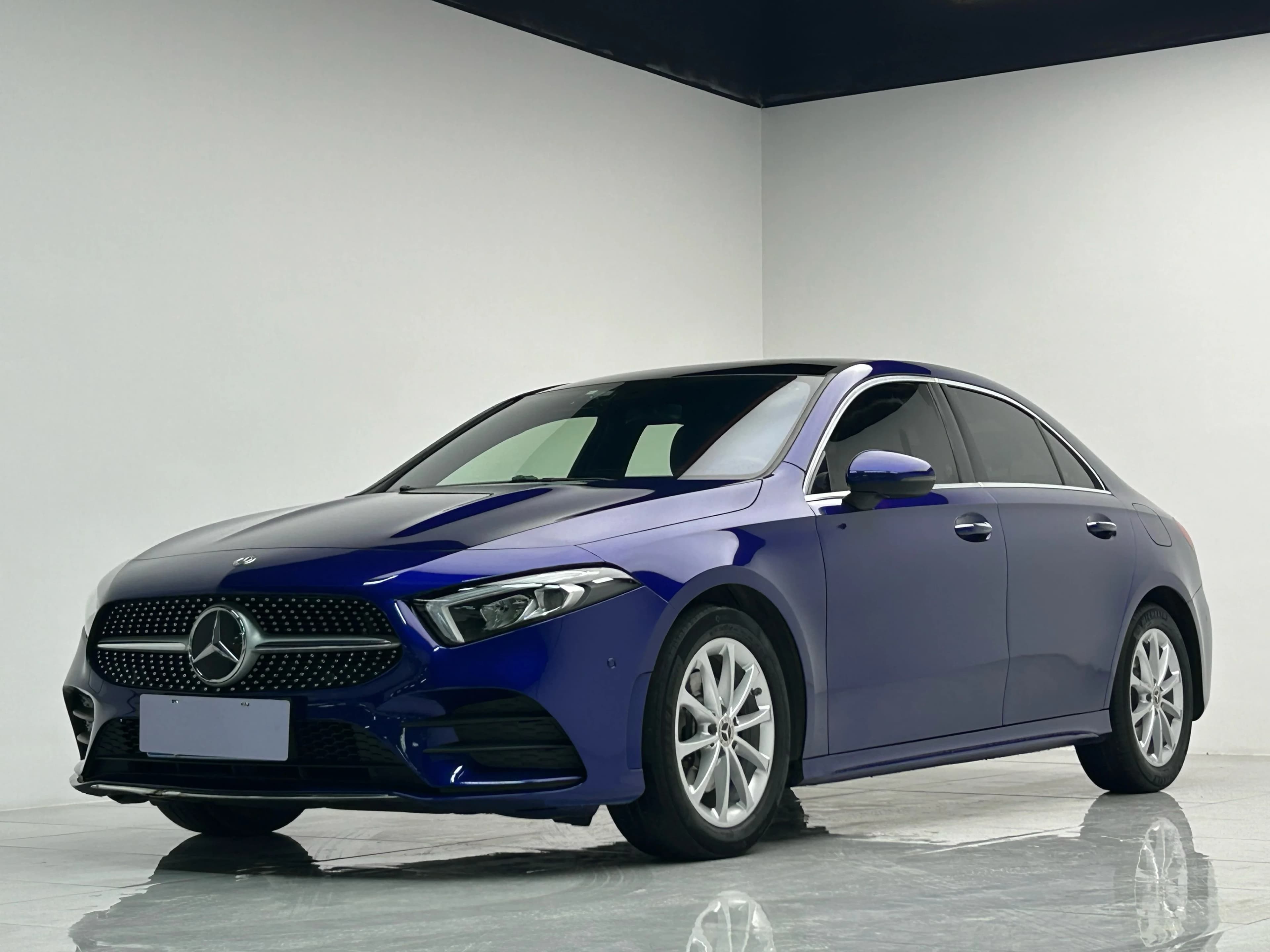 Mercedes-Benz A级 2020款 A 200 L 运动轿车