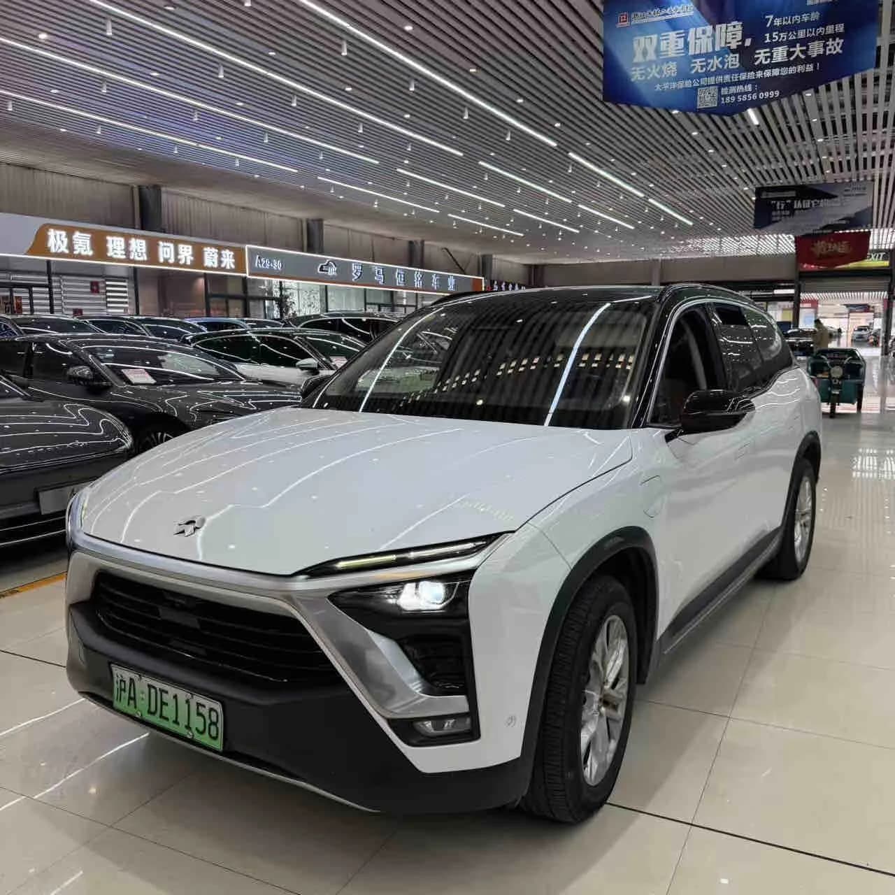 蔚来 ES8 2018款 355KM 基准版 七座版