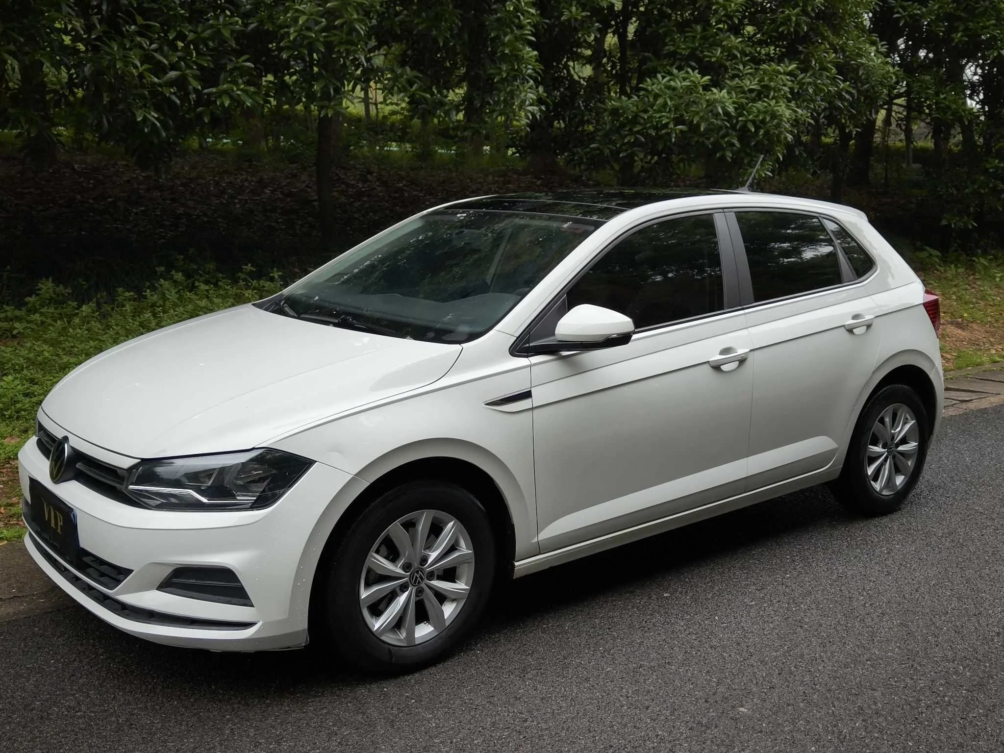 Volkswagen POLO 2021 Plus 1.5L AutoColor Tech