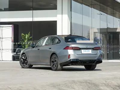 BMW 5 Series 2018 5