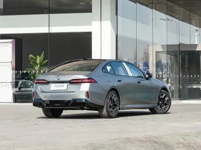 BMW 5 Series 2018 7