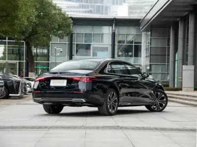 Mercedes-Benz E-Class 2023 5