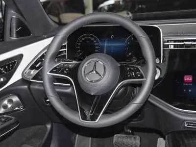 Mercedes-Benz E-Class 2023 8