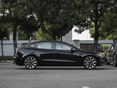 Tesla Model 3 2021 6