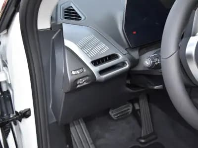 BMW 2 Series (Import) 2024 3