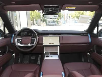 Land Rover Range Rover 2023 10