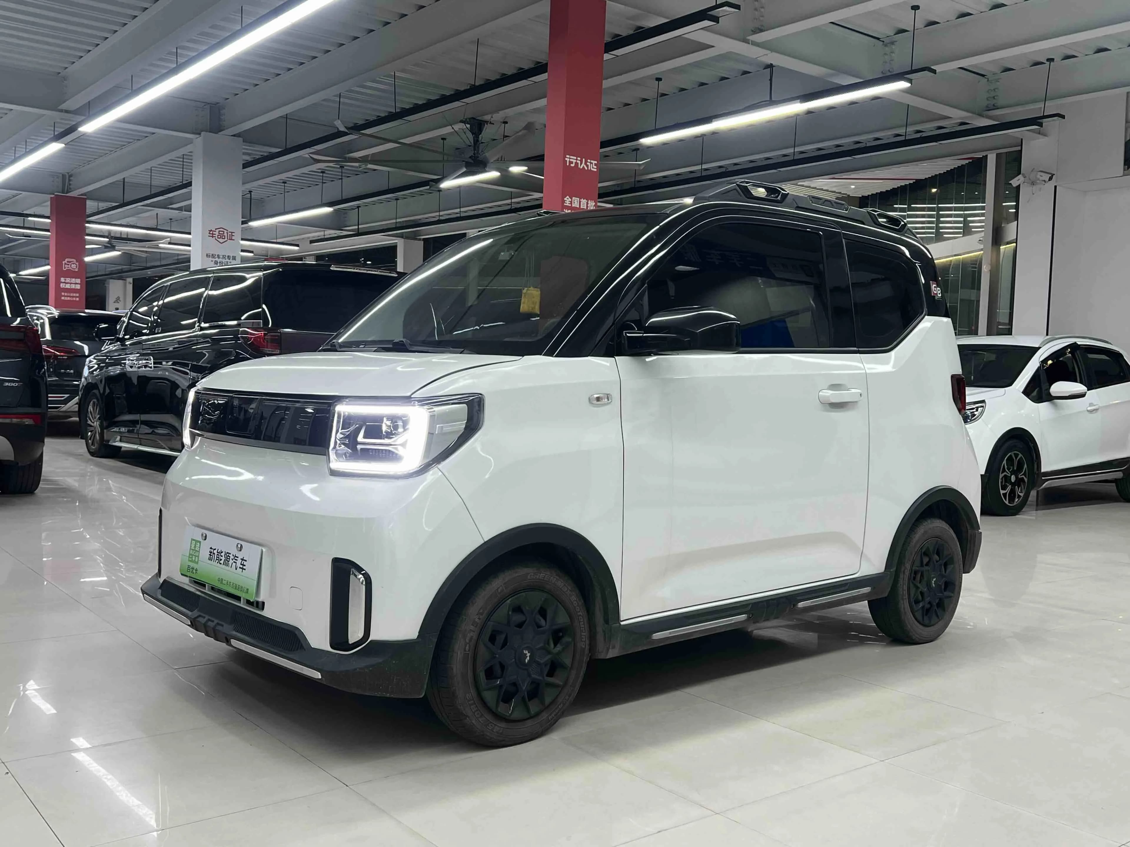 Wuling Hongguang MINI EV 2022 MINI EV GAMEBOY 300km LFP Hongguang Fun
