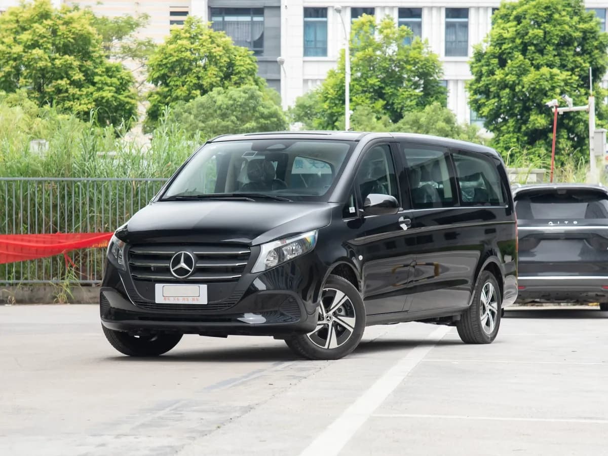 Mercedes-Benz Vito 2023
