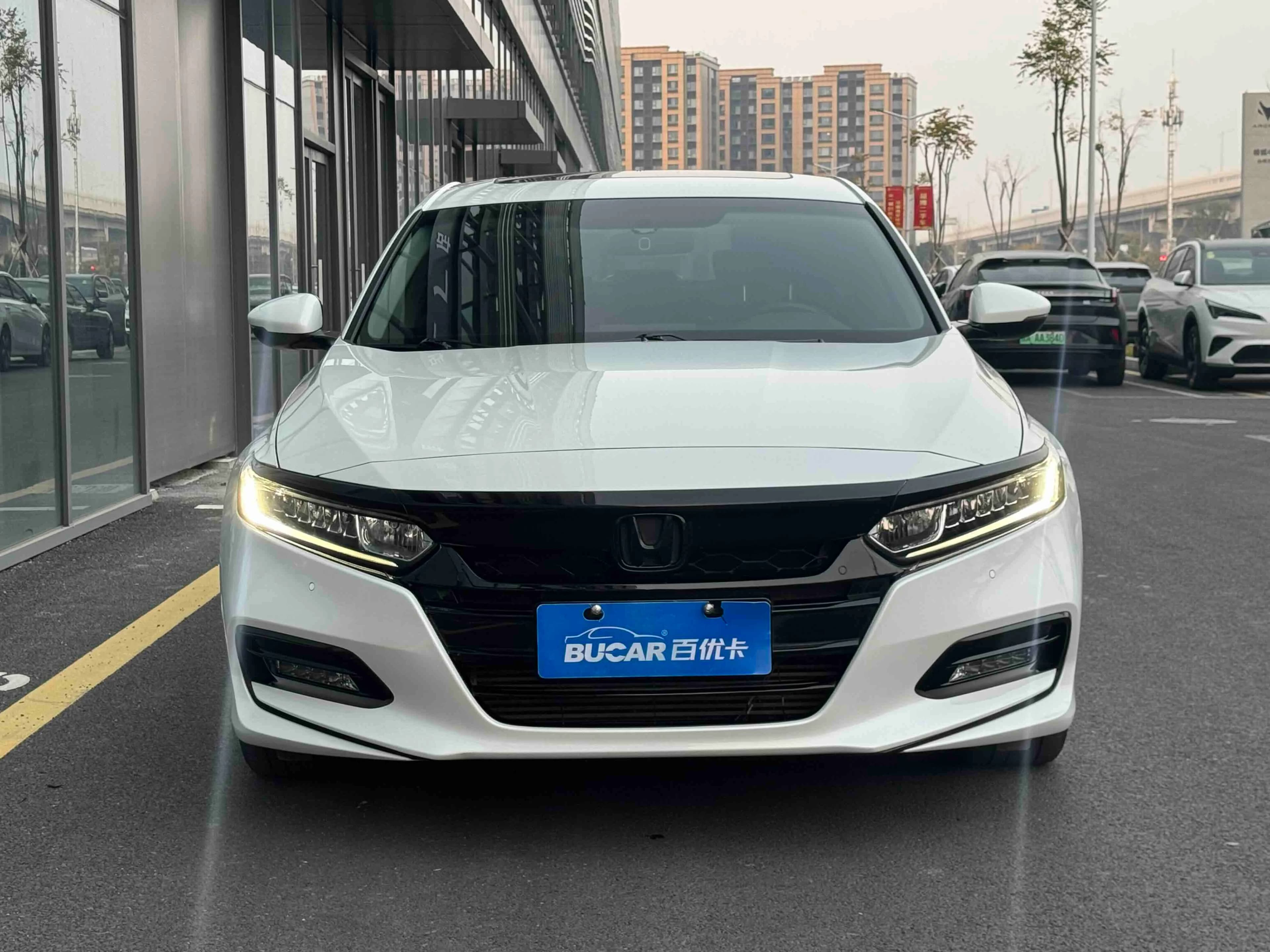 Honda 雅阁 2020款 260TURBO 精英版