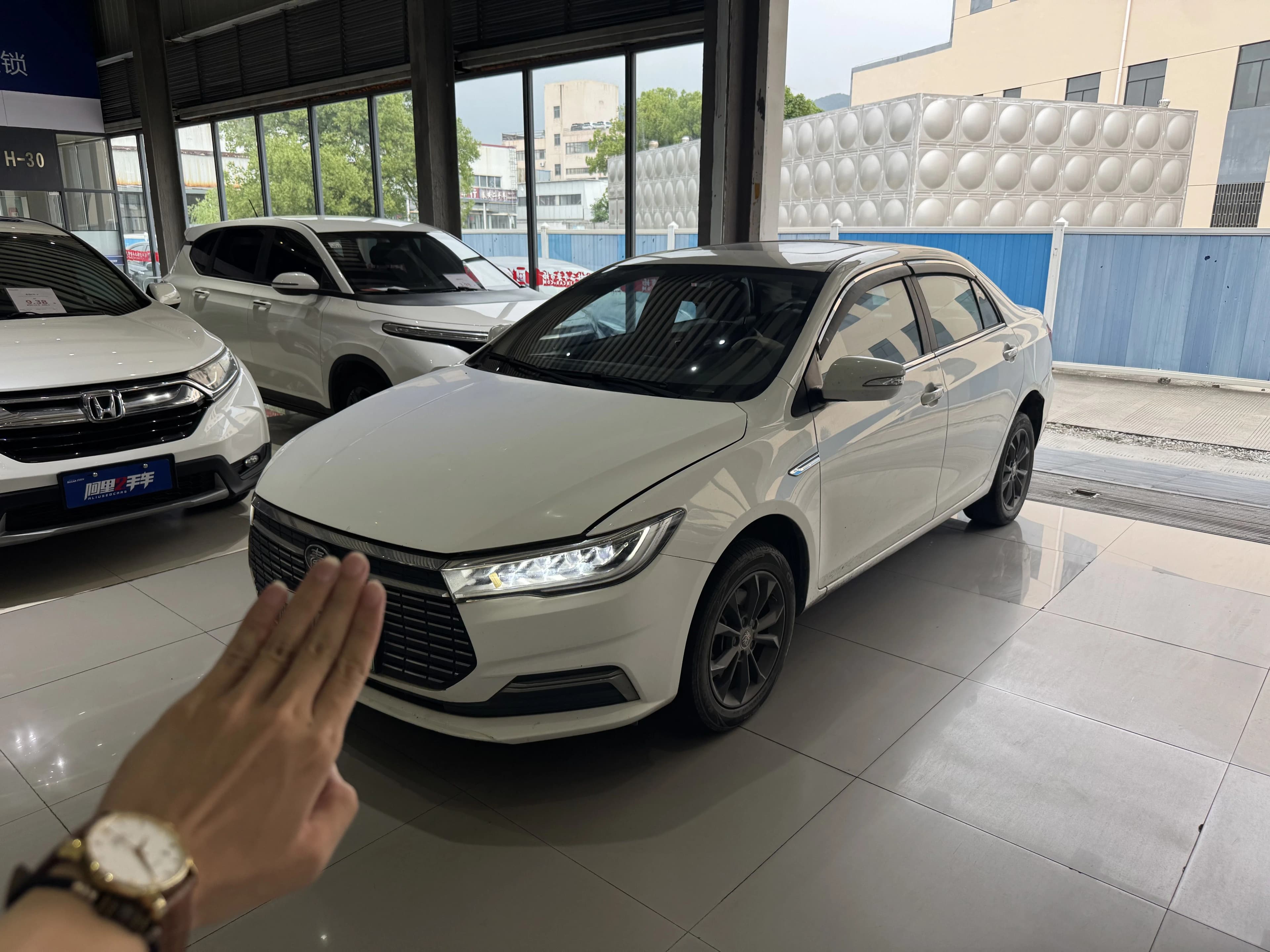 BYD Qin EV 2019 Travel