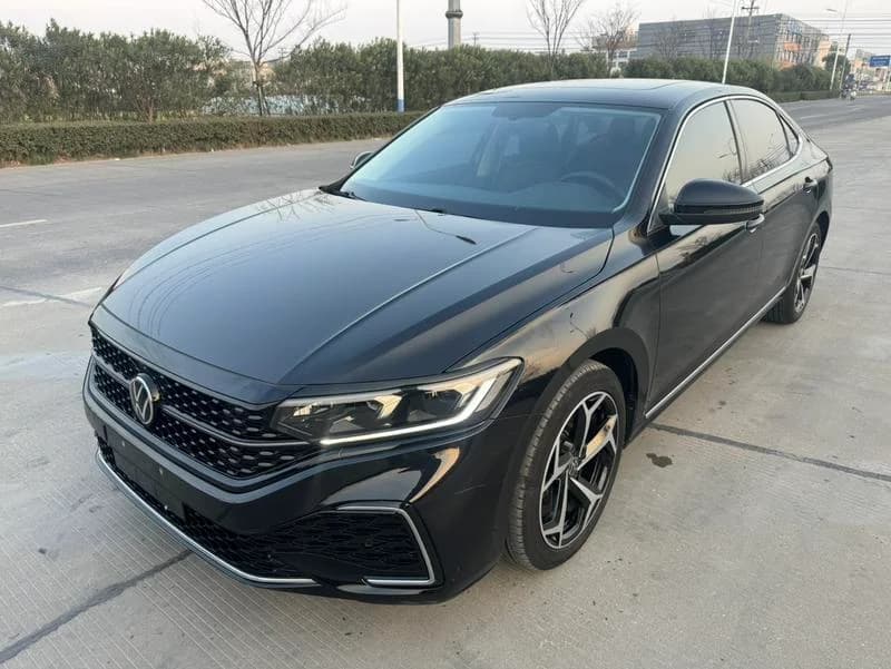 Volkswagen Passat 2023 Facelift 330TSI Elite Ed