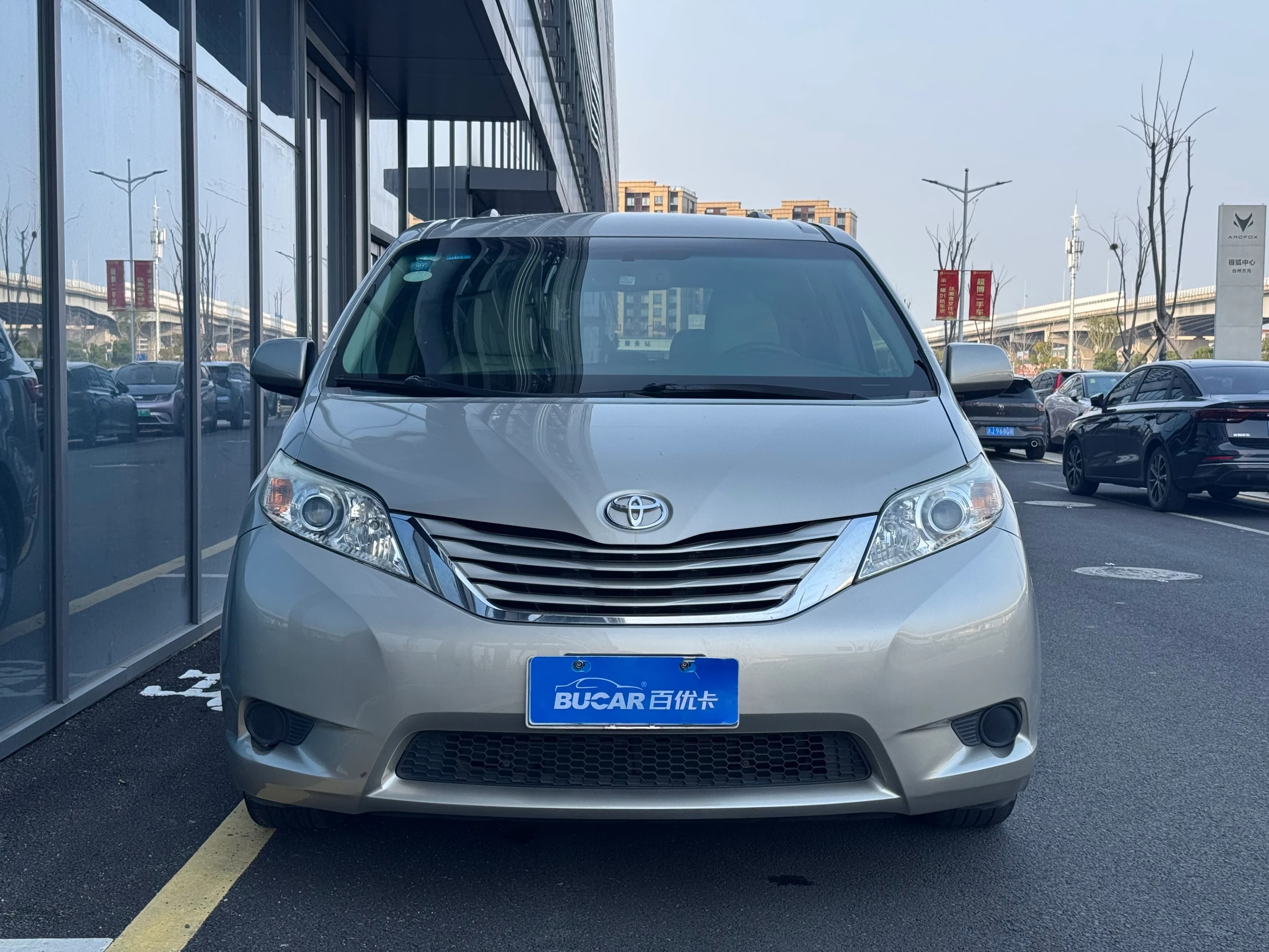 Toyota Sienna 2015 SIENNA Sienna 3.5L AWDL