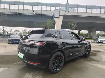 鸿蒙智行 问界M5 2025款 增程 Ultra 四驱版