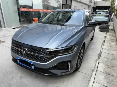 Volkswagen 朗逸 2023款 300TSI DSG星空满逸版