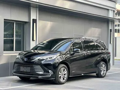 丰田 赛那SIENNA 2021款 2.5L混动 至尊版