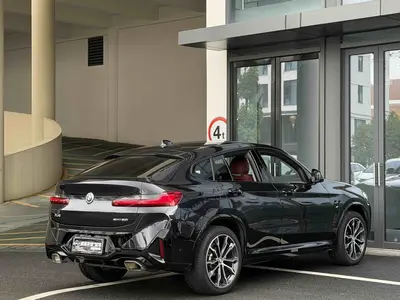 宝马 X4 2022款 xDrive 30i M运动套装 thumbnail 14