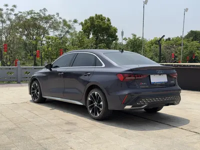 奥迪 A3 2025款 A3L Limousine 35TFSI 飞驰尊享型