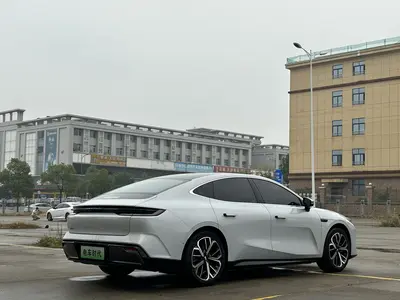 Galaxy 银河E8 2025 575km ExplorationSmart Drive thumbnail 12