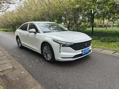 奔腾 B70 2023款 第三代 1.5T 自动乐享型70周年纪念版