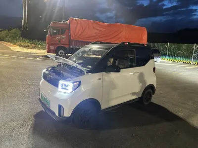 五菱汽车 宏光MINIEV 2022款 宏光MINI EV GAMEBOY 200km 玩咖款 磷酸铁锂 thumbnail 2