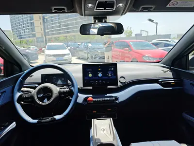 比亚迪 海鸥 2024款 荣耀版 405km 飞翔版