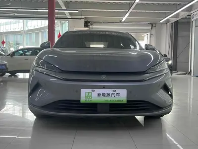 BYD 秦L 2025 EV 470KMLeading thumbnail 3