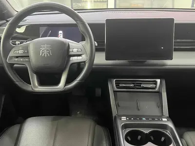 BYD 秦L 2025 EV 470KMLeading thumbnail 7