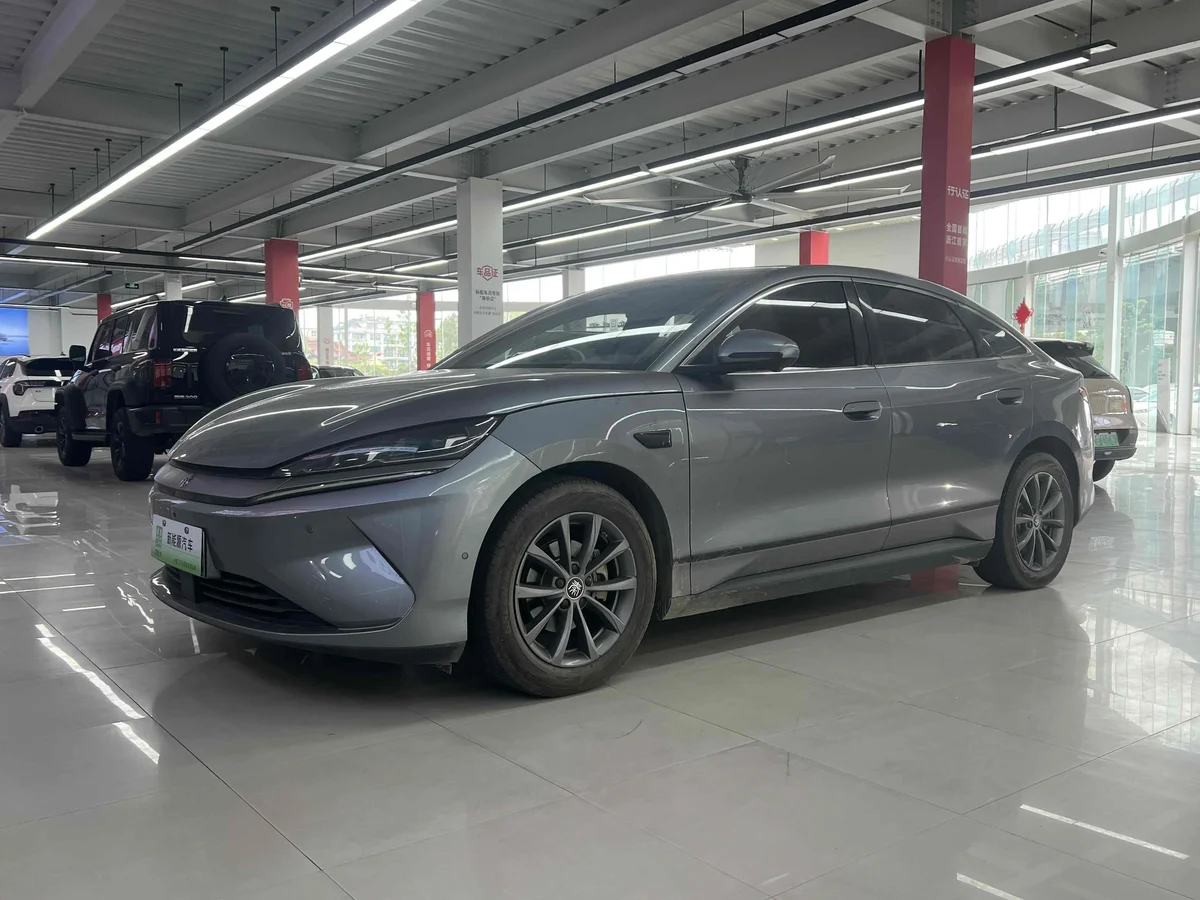 BYD 秦L 2025 EV 470KMLeading - 1