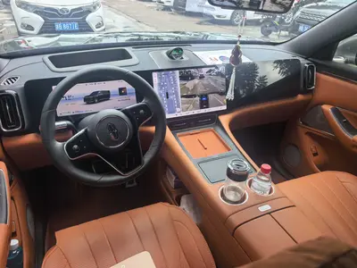 鸿蒙智行 问界M8 2025款 增程 Max+版 53.4kWh 5座版 (192线激光雷达) thumbnail 8