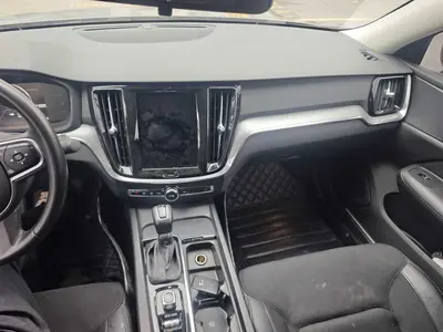 沃尔沃 S60 2020款 T3 智行豪华版