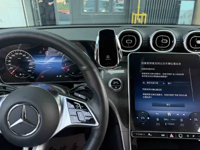 Mercedes-Benz GLC 2023 -Class Facelift GLC 260 L 4MATIC Sport 5-Seat thumbnail 7