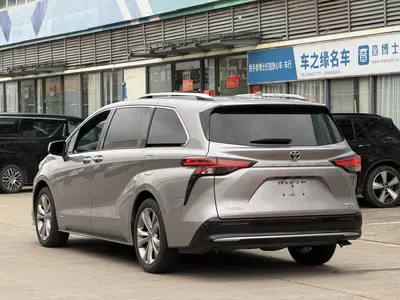丰田 赛那SIENNA 2024款 2.5L混动 臻享尊贵版 thumbnail 4