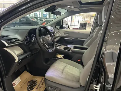 丰田 赛那SIENNA 2024款 2.5L混动 舒适版 thumbnail 4