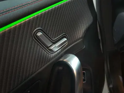 奔驰 A级 2023款 A 200 L 动感型