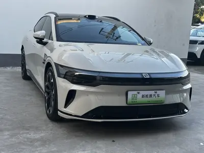 极氪 007GT 2025款 后驱智驾版 75kWh thumbnail 4