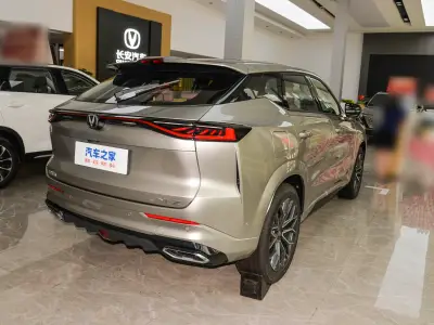 长安 UNI-Z新能源 2026款 智慧新蓝鲸 130km 进取型 thumbnail 7