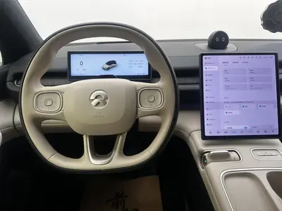 NIO ES6 2023 75kWh thumbnail 8