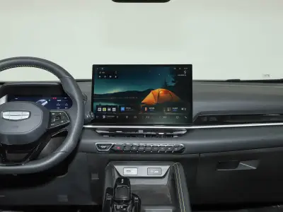 Geely Coolray L 2025 1.5TD + DCT Surpass thumbnail 12