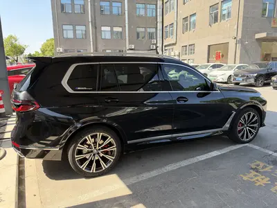 BMW X7 2023 xDrive40i LeadingLuxury Pack thumbnail 9