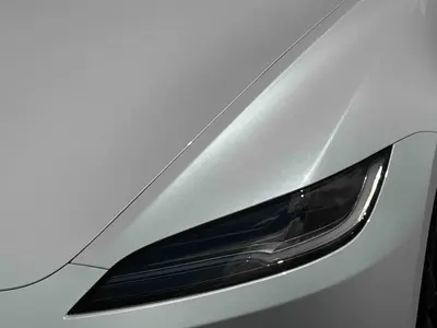 特斯拉 Model 3 2025款 高性能全轮驱动版 thumbnail 3