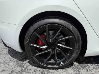 特斯拉 Model 3 2025款 高性能全轮驱动版 thumbnail 12