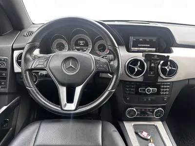 Mercedes-Benz GLK 2013 GLK 300 4MATIC Dynamic Sunroof Model