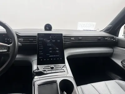 NIO ES8 2020 580KM 6-Seat thumbnail 14
