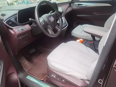 别克 GL8 2022款 Avenir艾维亚 六座贤礼版