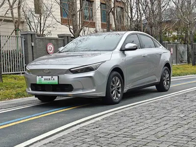吉利几何 A 2022款 几何A Pro 430KM 出行版 thumbnail 2