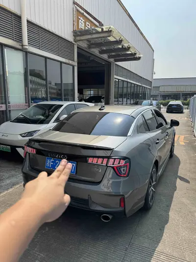 Lynk & Co 03 2022 2.0TD DCTJinPro thumbnail 5
