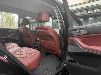BMW X5 2025 xDrive 30Li PrestigeMM Sport Night thumbnail 11