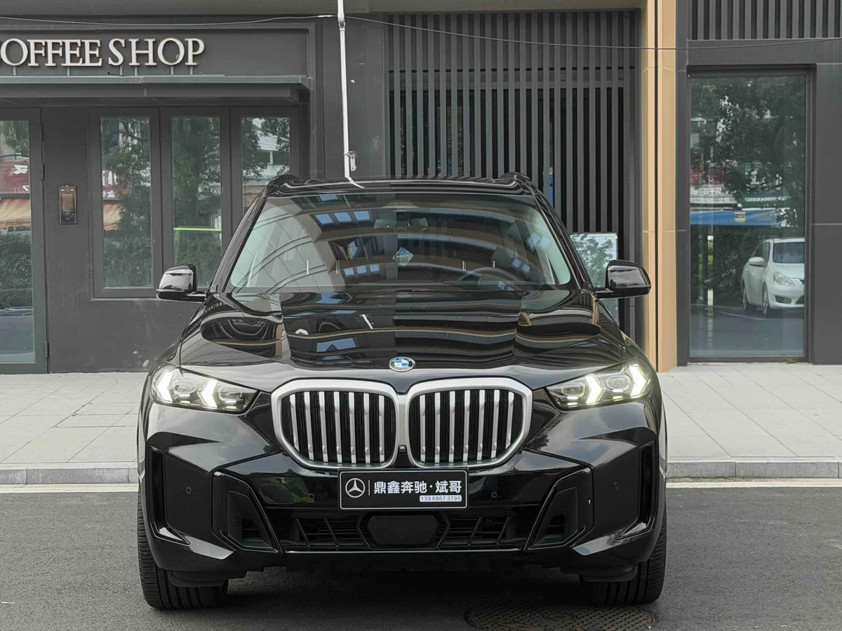 BMW X5 2025 xDrive 30Li PrestigeMM Sport Night - 1