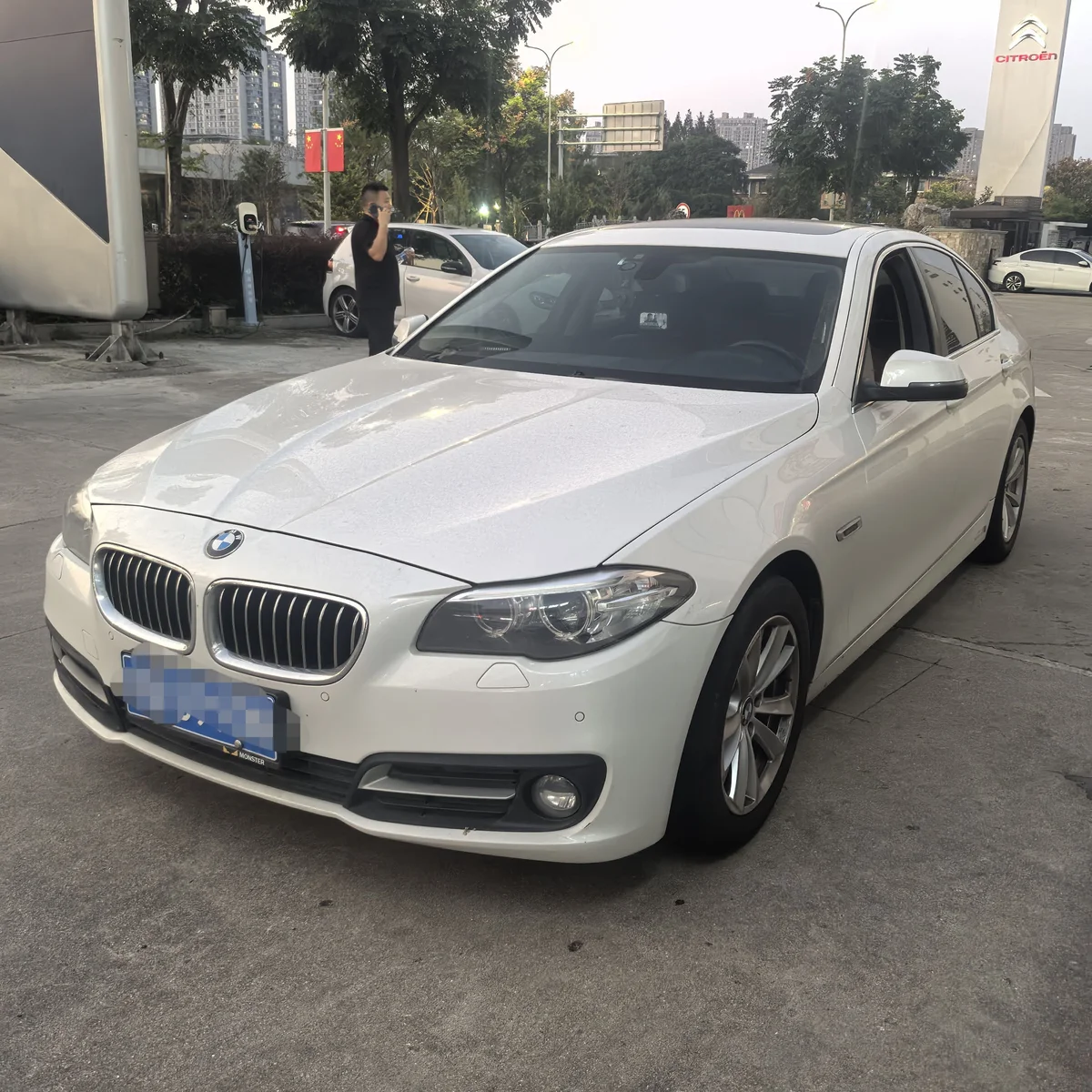 BMW 5 Series (Import) 2014 520i Elegance Trim - 1